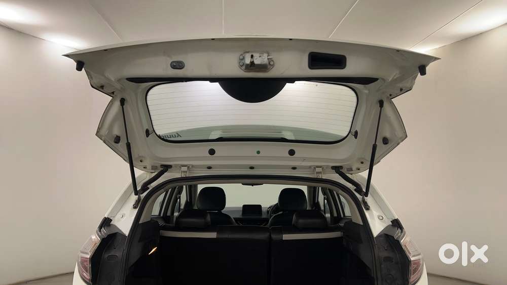 Tata Nexon 1.2 Revotron Xza Plus (l), 2019, Petrol