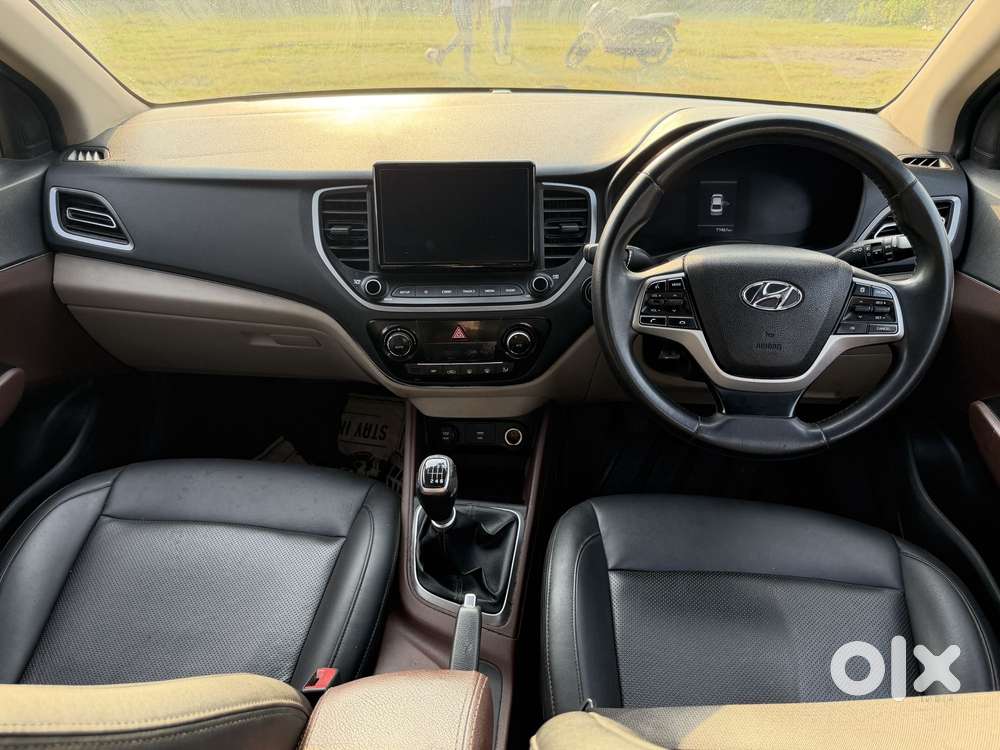Hyundai Verna Sx 1.5 Petrol Ivt, 2023, Petrol