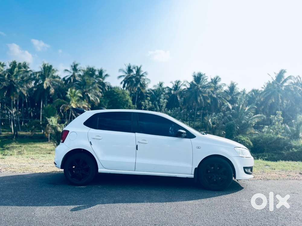 Volkswagen Polo 2010 Car