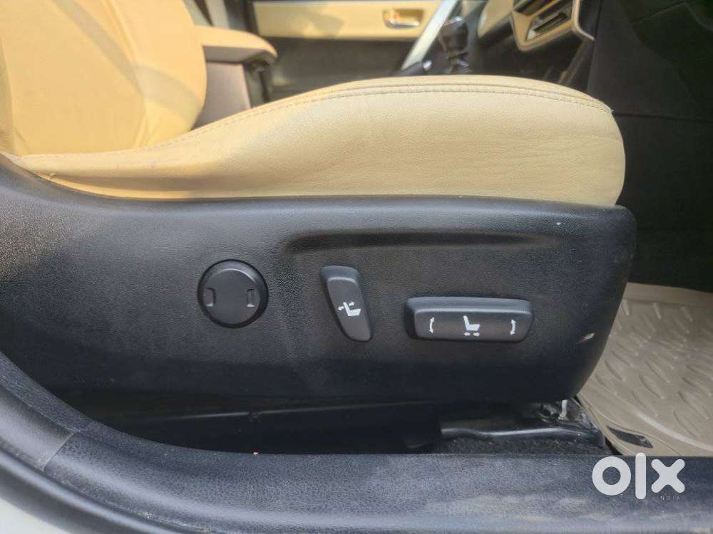 Toyota Corolla Altis 1.8 G, 2017, Petrol