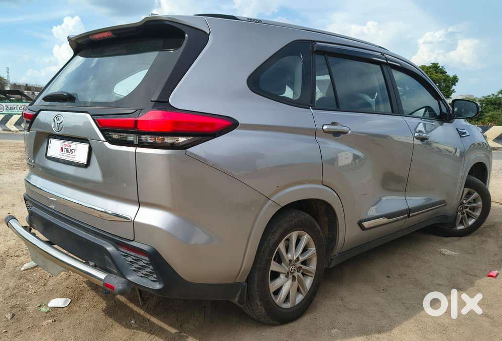 Toyota Innova Hycross 2.0 Gx 7 Str, 2024, Petrol