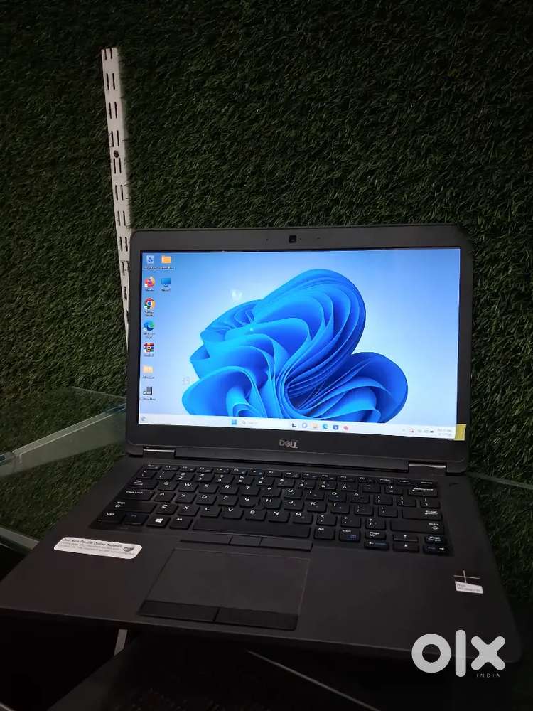 Dell latitude Model 5470 i5 - 6Gen, 8gb Ram 256SSD