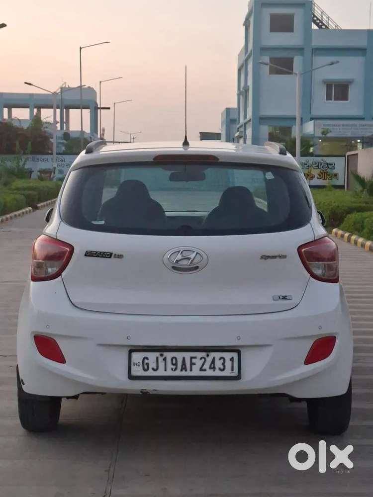 Hyundai Grand I10 Sportz 1.2 Kappa Vtvt, 2016, Petrol