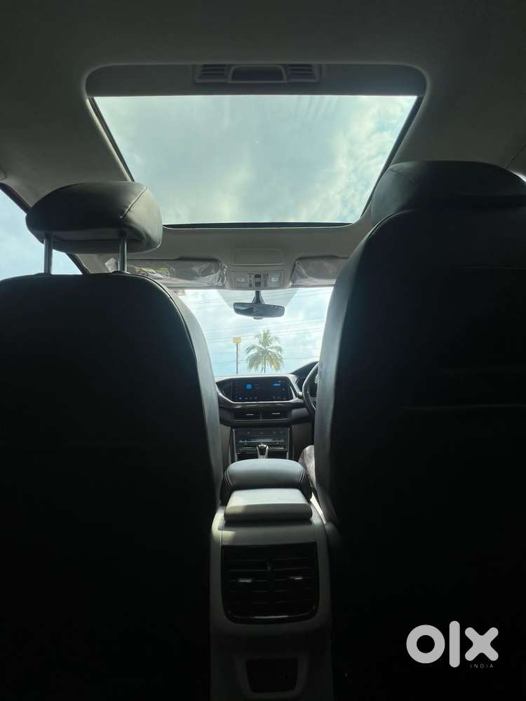 Volkswagen Taigun 1.0 Tsi Topline, 2022, Petrol