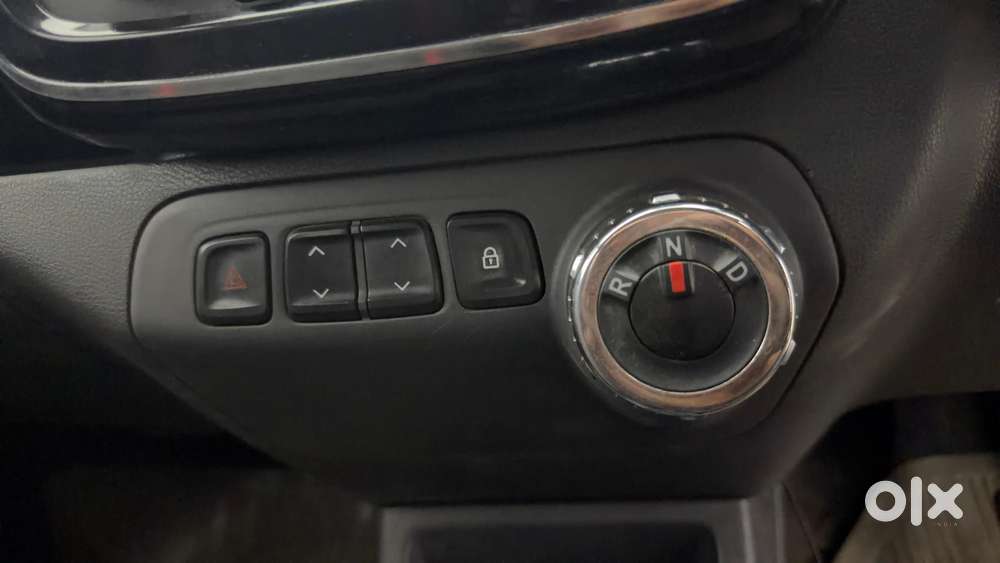 Renault Kwid 1.0 Rxt Amt Opt, 2016, Petrol