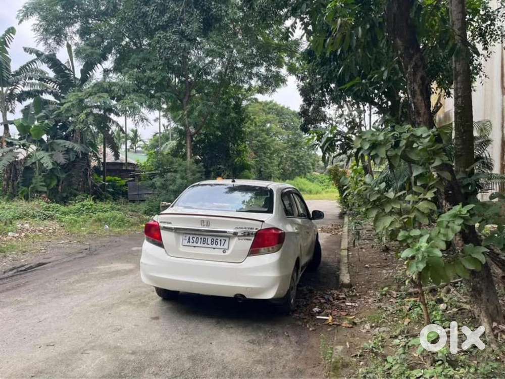 Honda Amaze 2014 Petrol Well Maintained