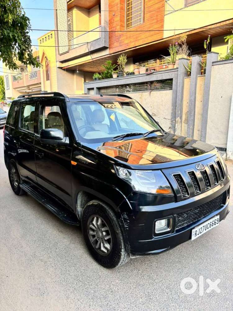 Mahindra Tuv 300 T10 Amt, 2017, Diesel