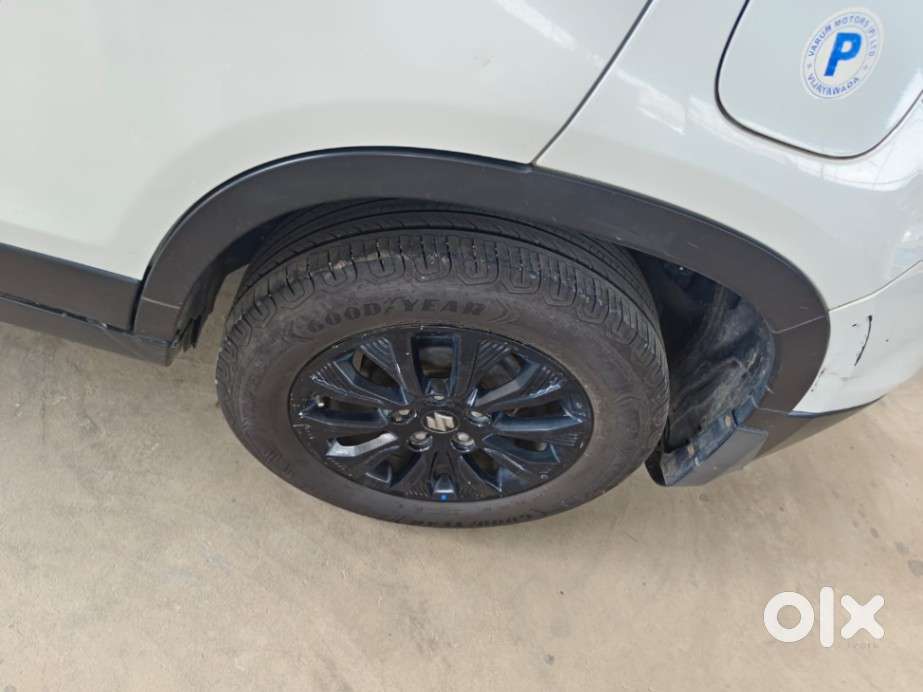 Maruti Suzuki Brezza 1.5 Zxi Smart Hybrid, 2021, Petrol