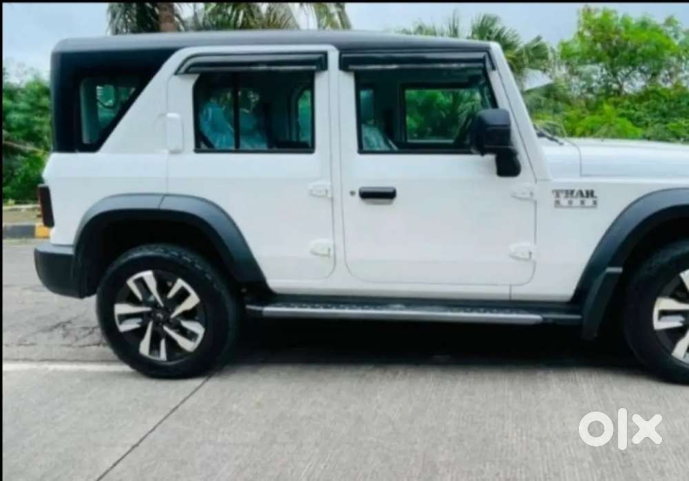 Mahindra Thar Roxx Ax 7l Rwd Diesel Automatic Model 2026