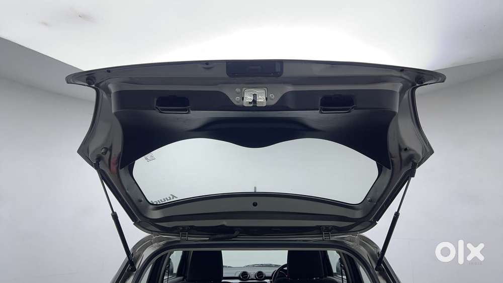 Maruti Suzuki Swift Amt Vvt Vxi, 2018, Petrol