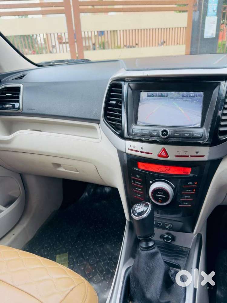 Mahindra Xuv300 W8 Option Diesel, 2023, Diesel