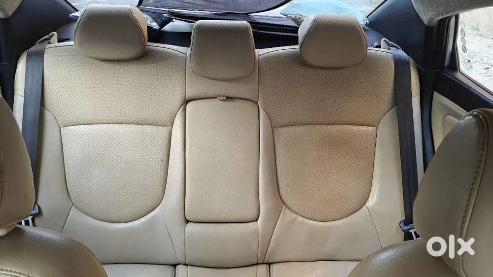 Hyundai Verna Sx Vtvt -2011