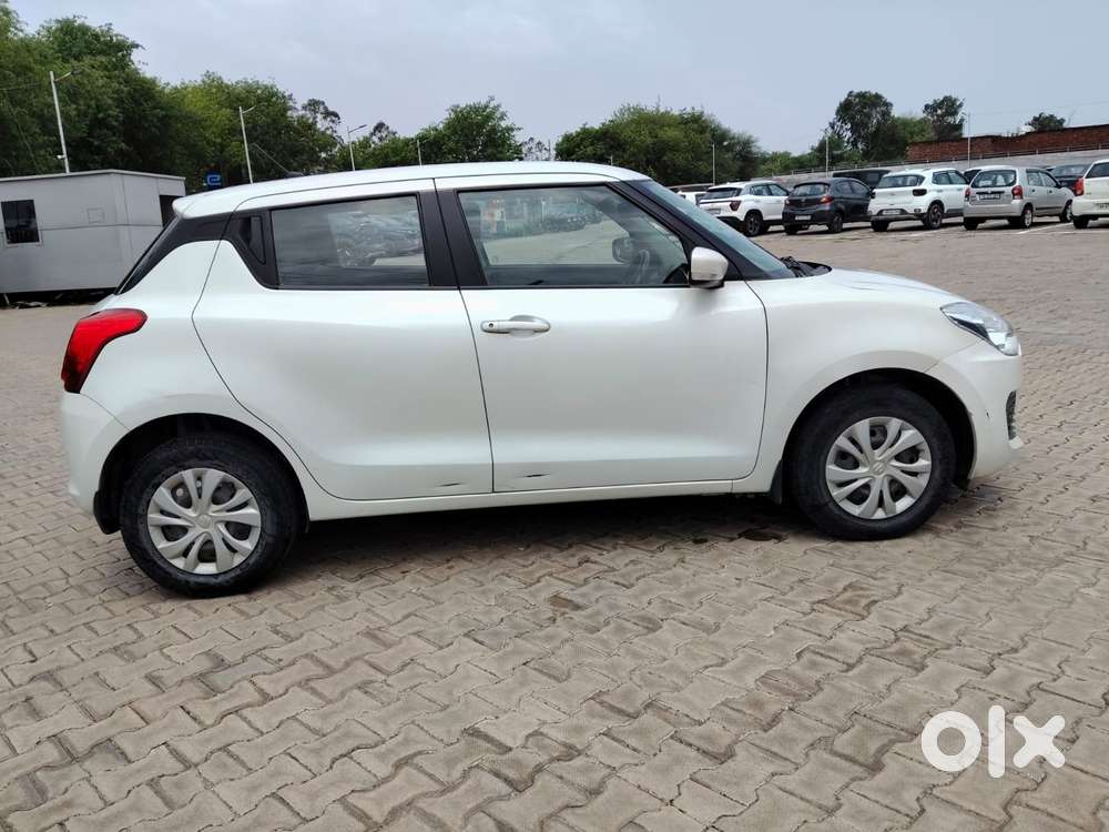 Maruti Suzuki Swift Amt Vxi, 2020, Petrol