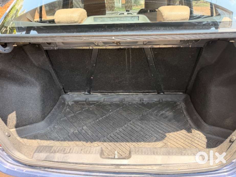 Maruti Suzuki Swift Dzire Vxi(o) Mt, 2020, Petrol