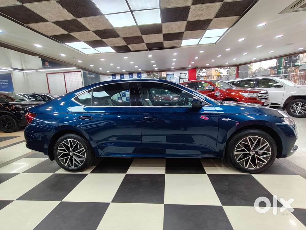 Skoda Octavia 2.0 L K Tsi At, 2022, Petrol