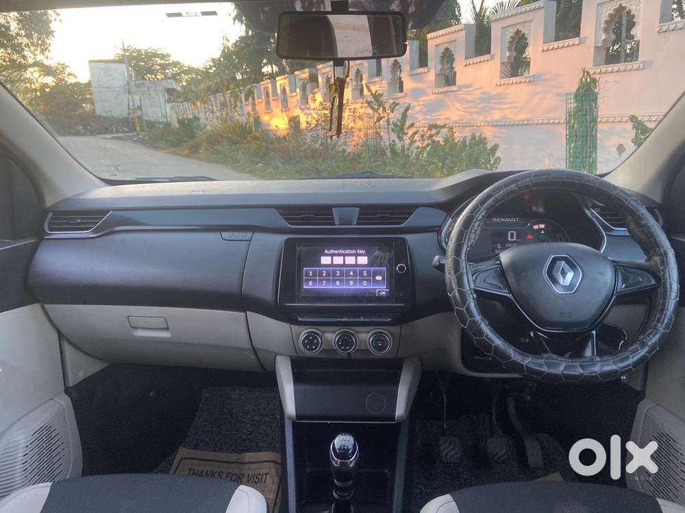 Renault Triber Rxt, 2021, Petrol