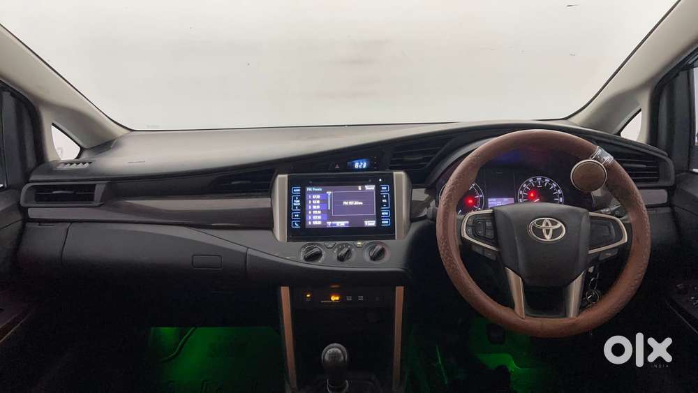 Toyota Innova Crysta 2.4 G Plus Mt 8 Str, 2019, Diesel