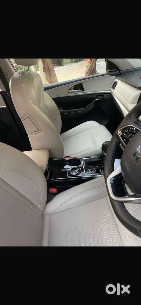 Mahindra Xuv700 2021 Petrol Good Condition