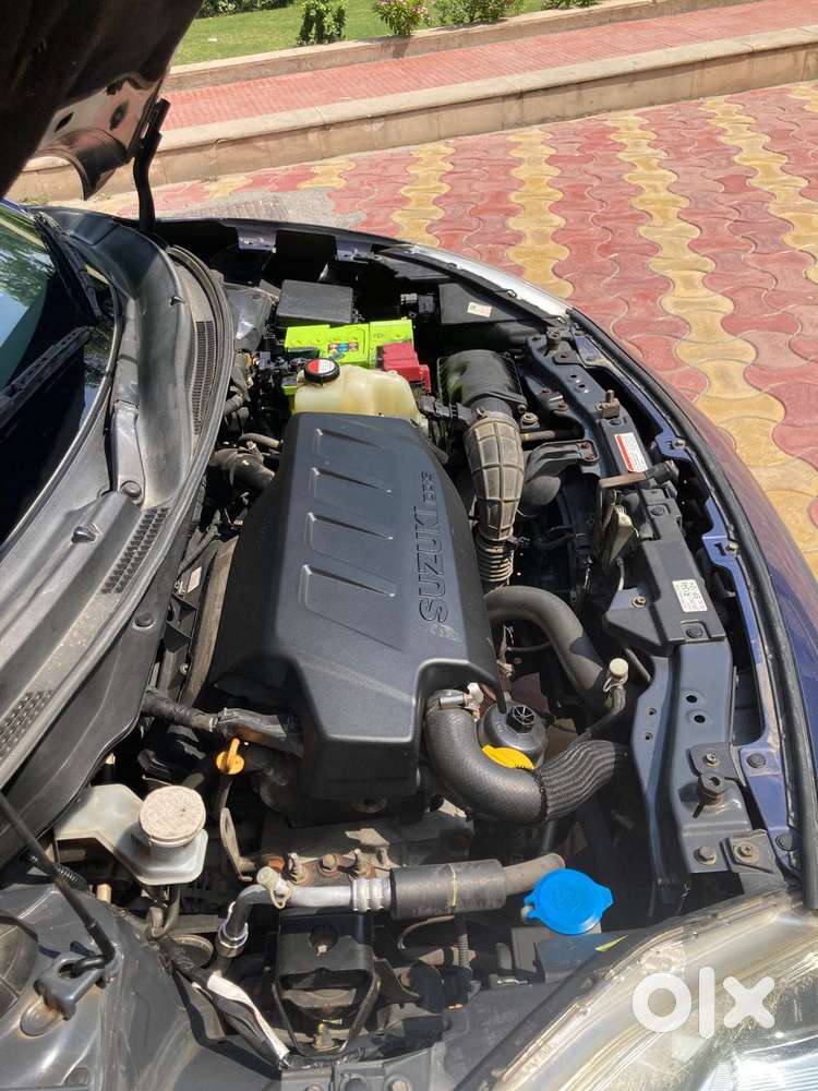 Maruti Suzuki Swift Dzire Zdi + Amt, 2017, Diesel