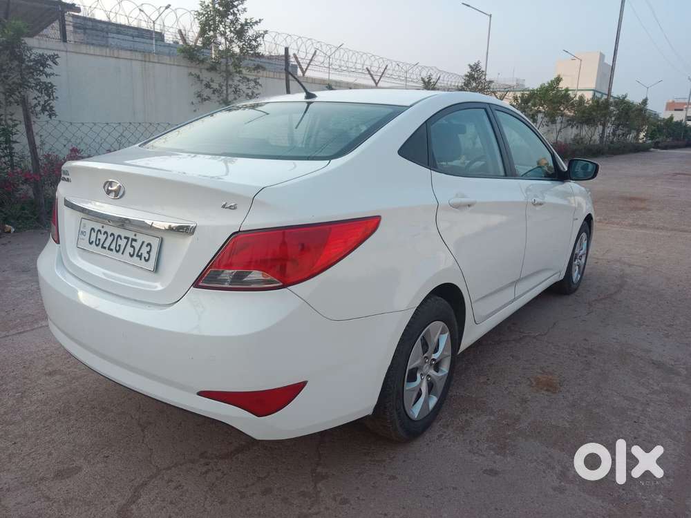 Hyundai Verna 1.6 Vtvt Sx, 2016, Petrol