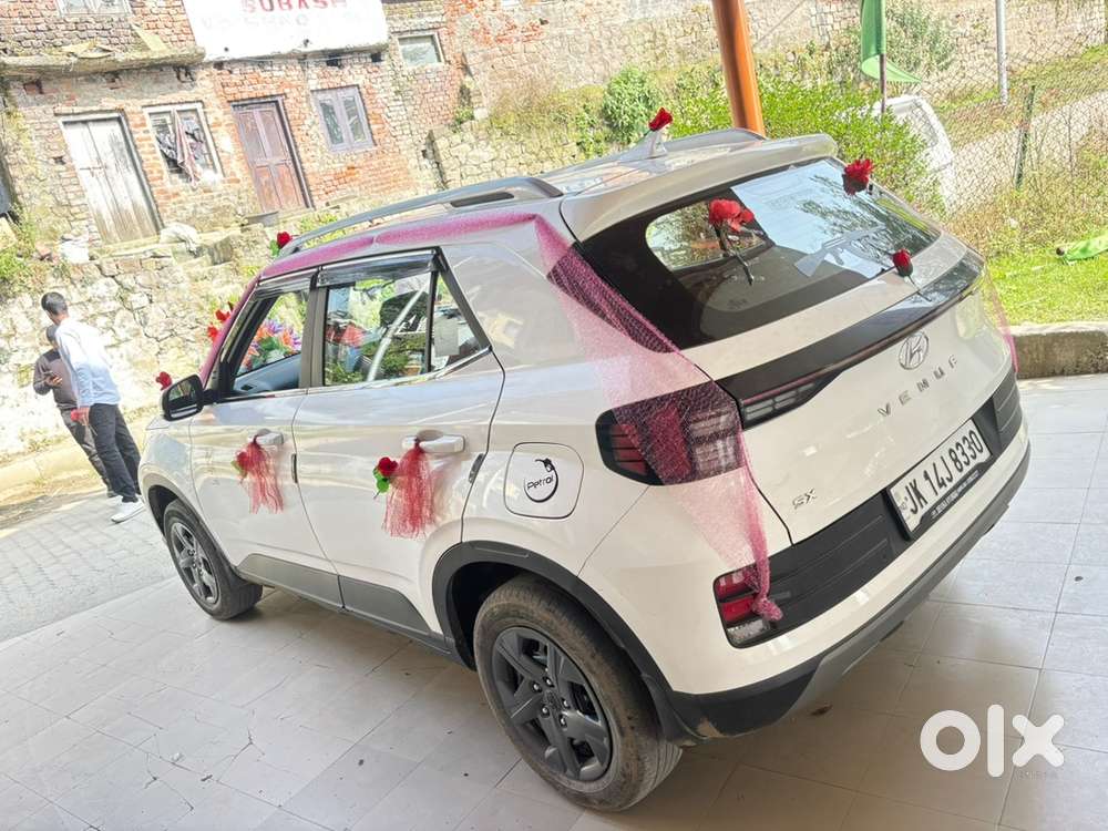 Hyundai Venue 2023 Manual