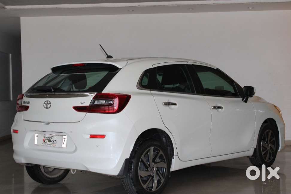 Toyota Glanza 1.2 V Amt, 2024, Petrol