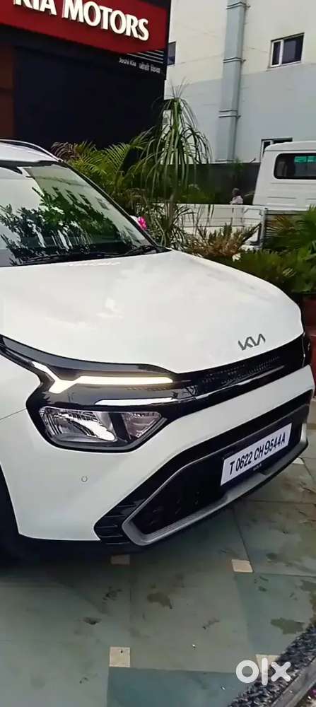 Kia Carens O Petrol Turbo Engine