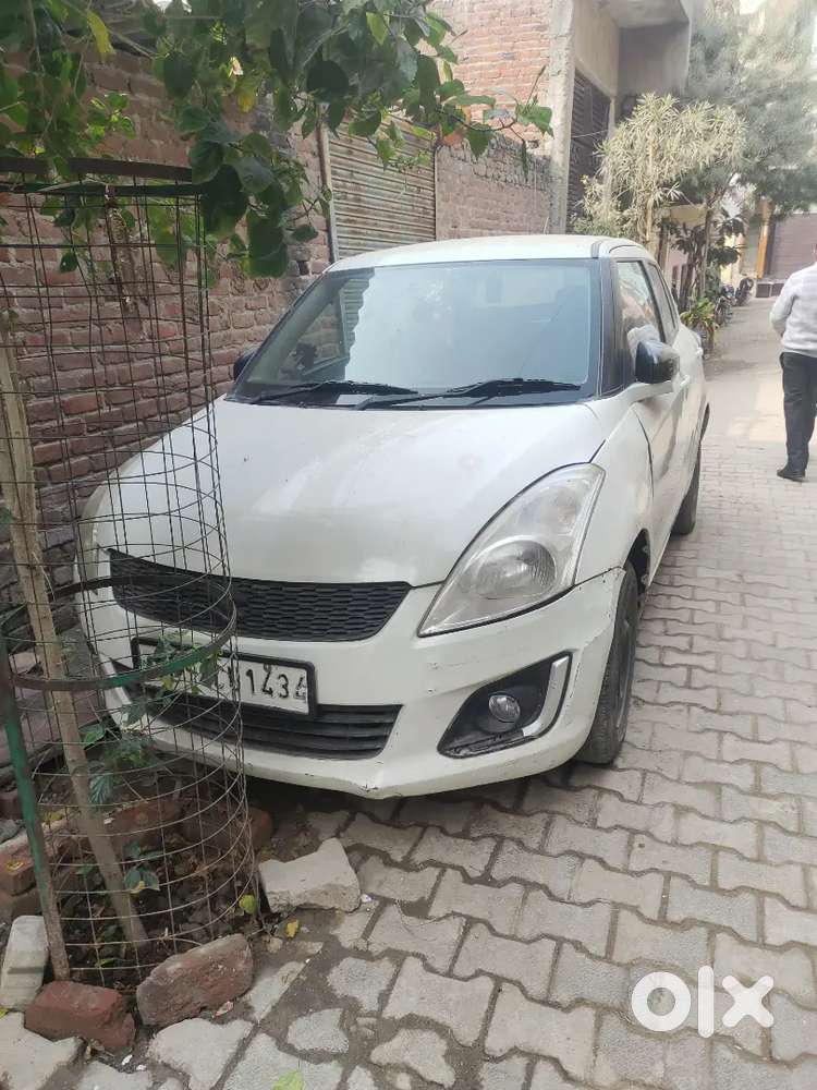 Maruti Suzuki Swift 2015 Petrol Well Maintained