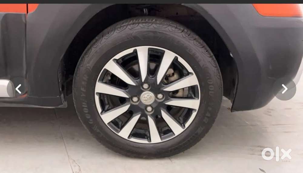 Toyota Etios Cross 2015 Petrol 82000 Km Driven