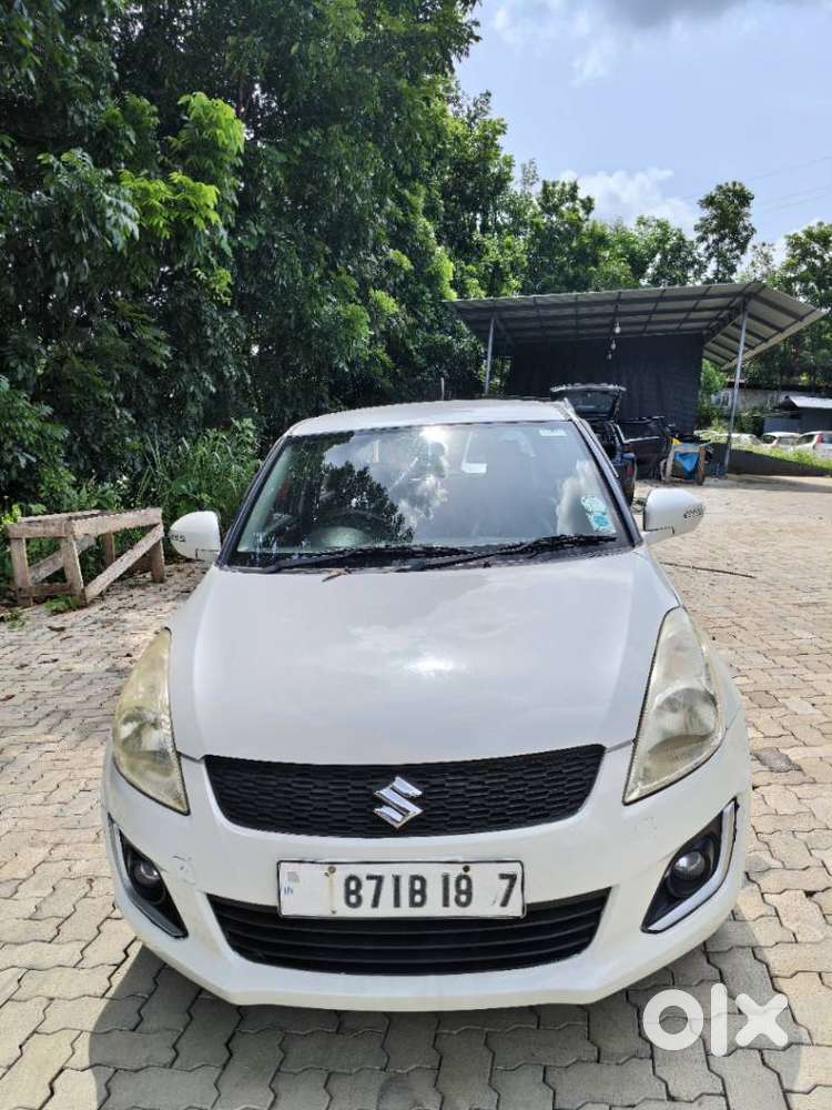 Maruti Suzuki Swift Vxi Optional, 2016, Petrol