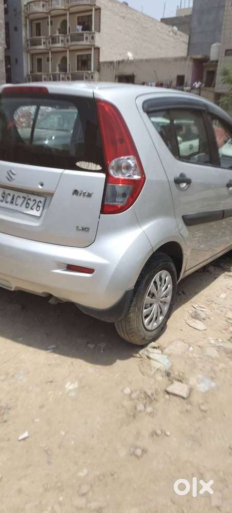 Maruti Suzuki Ritz Lxi, 2013, Petrol
