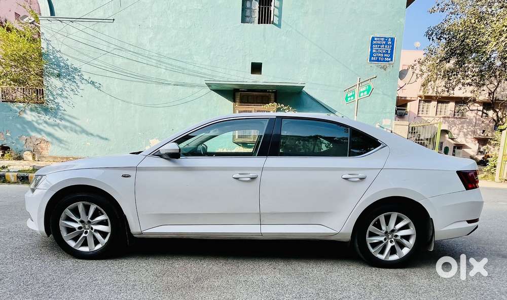 Skoda Superb Lk 1.8 Tsi At, 2017, Petrol