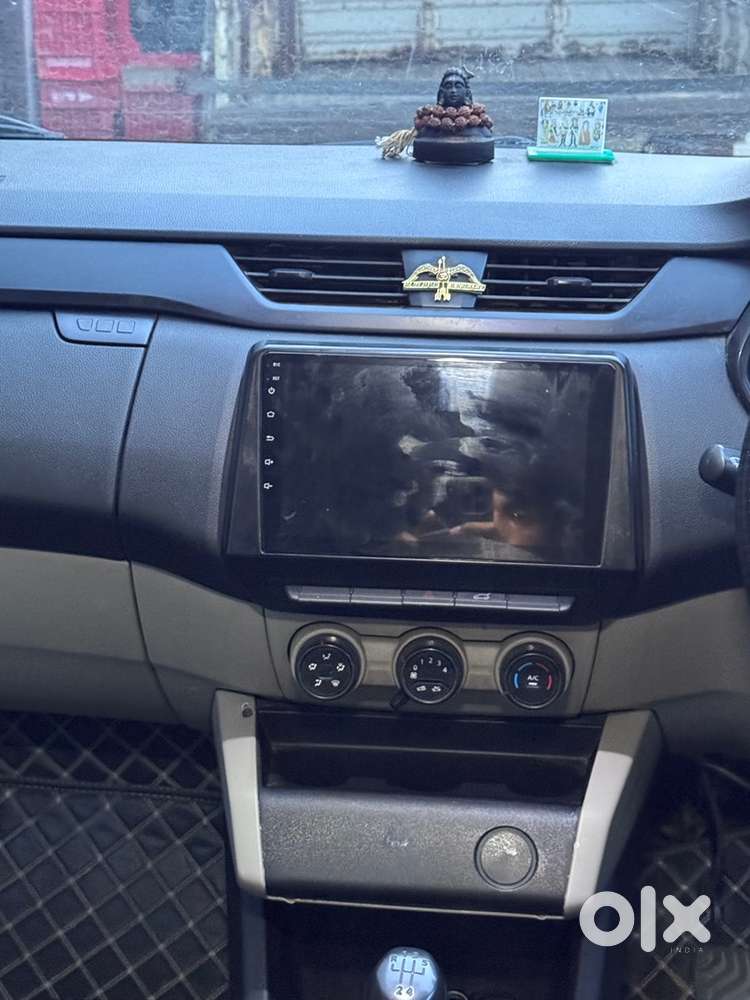 2022 Renault Triber Petrol Manual