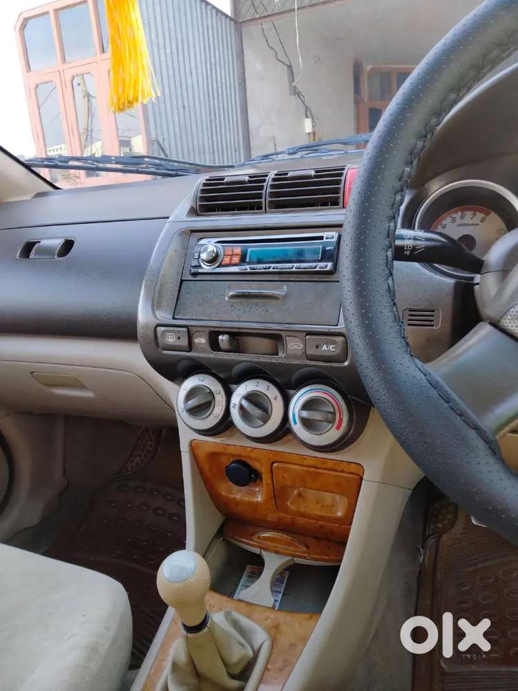 Honda City Hybrid 2007 Km Driven