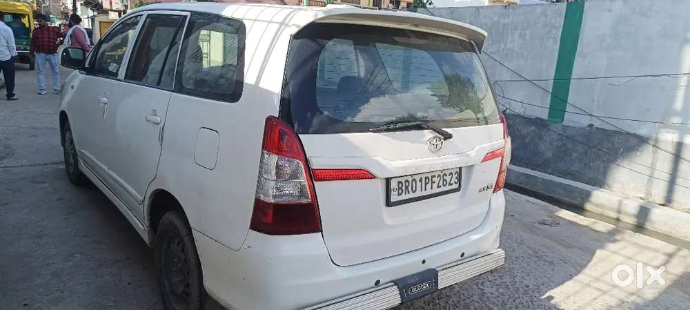 Toyota Innova Hycross 2014 Diesel Variant