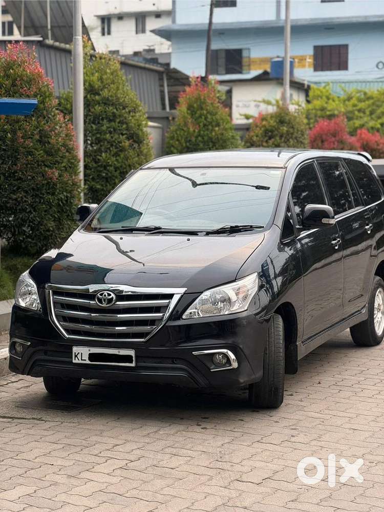 Toyota Innova 2007 Diesel 263000 Km Driven