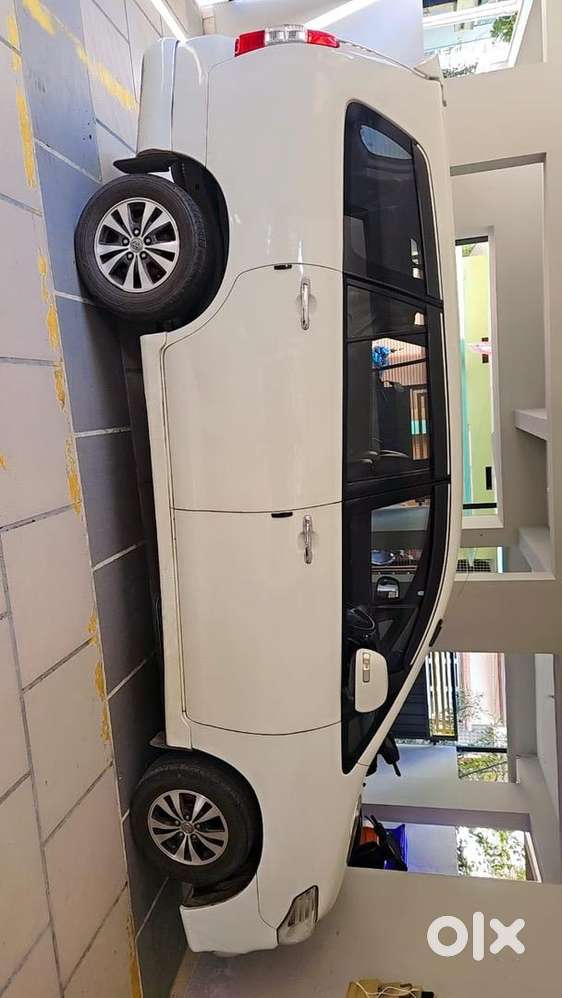 Toyota Innova 2015 Diesel Well Maintained