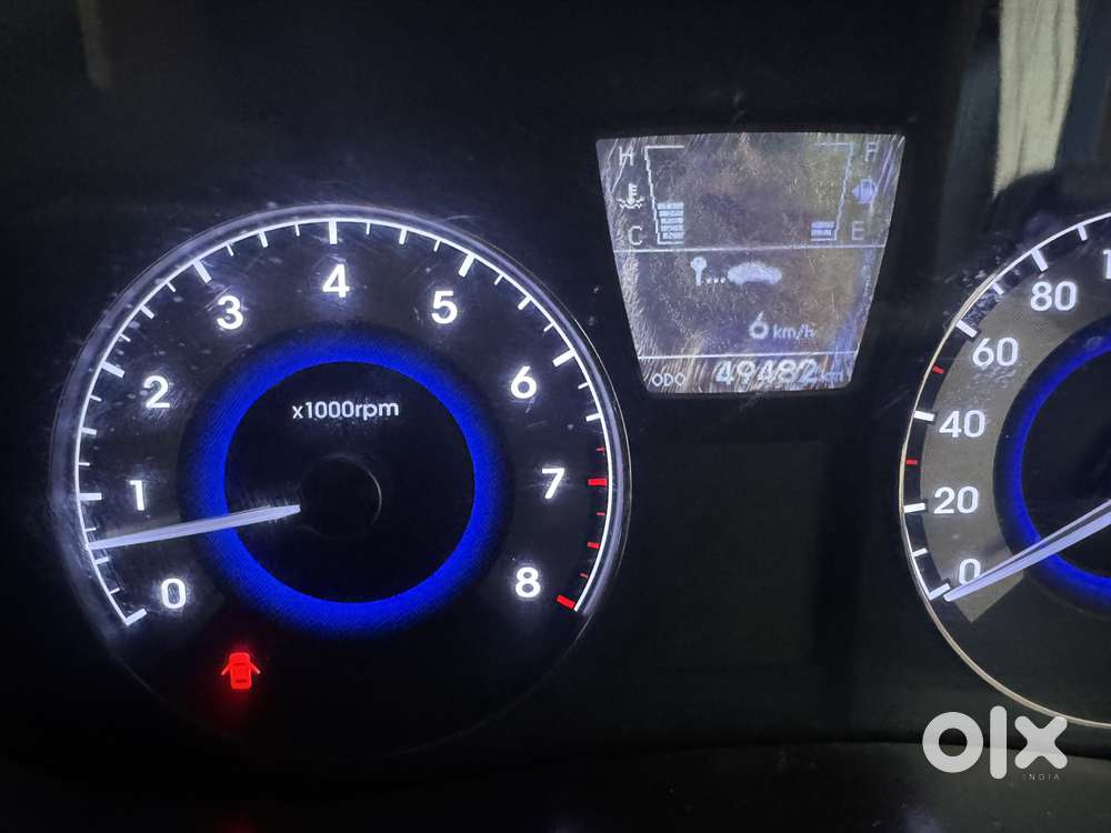 Hyundai Verna Fluidic 1.6 Vtvt Sx, 2013, Petrol