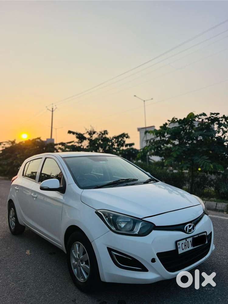 Hyundai I20 2012-2014 Sportz At 1.4, 2014, Diesel