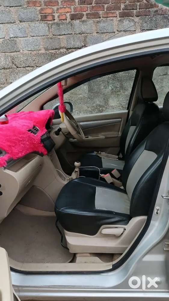 Maruti Suzuki Ertiga 2012