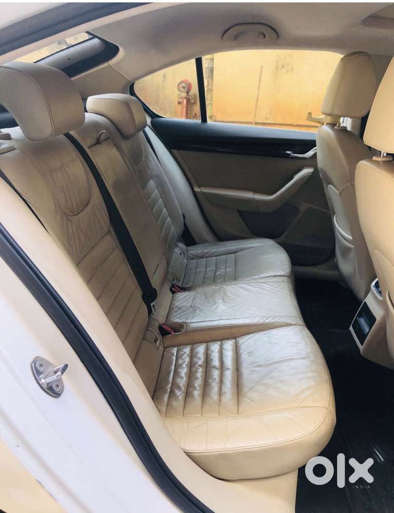 Skoda Octavia 2013-2017 Elegance 1.8 Tsi At, 2015, Petrol