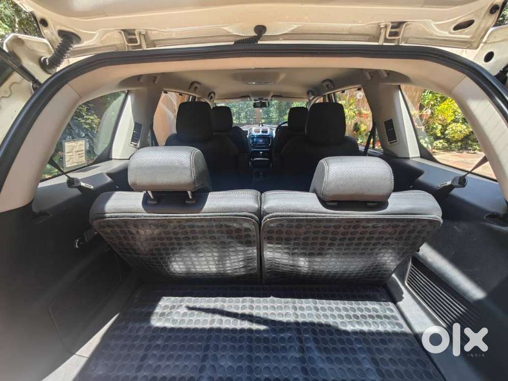 2017 Tata Hexa Xta Automatic  Single Owner (ka12) 85,000 Km