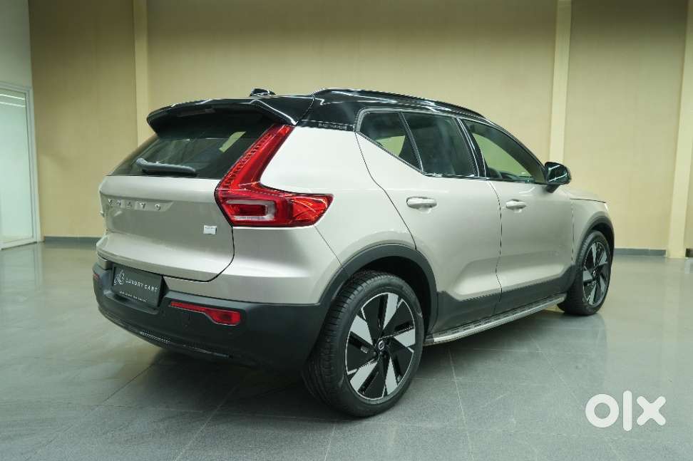 Volvo Ex40 Core, 2024, Electric
