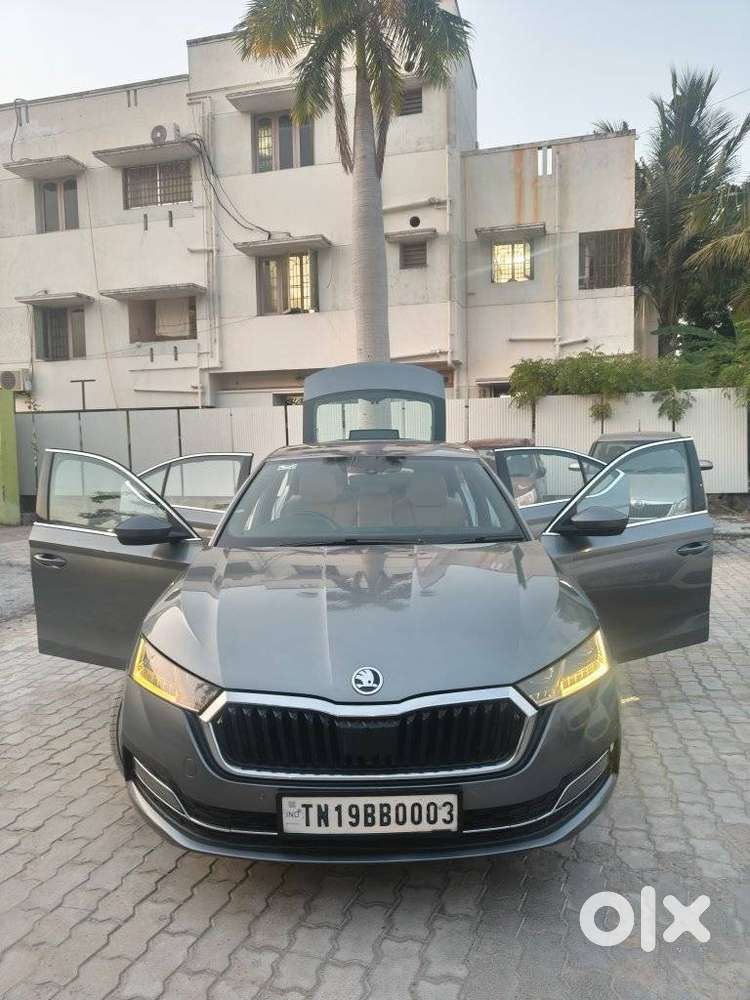 Skoda Octavia 2.0 L K Tsi At, 2022, Petrol