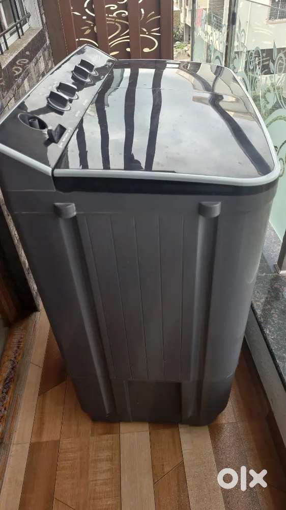 Voltas 10kg Washing machine