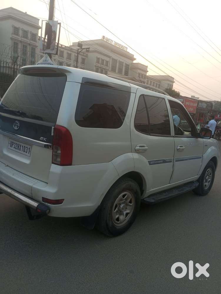 Tata Safari Storme 2017 Diesel 110000 Km Driven