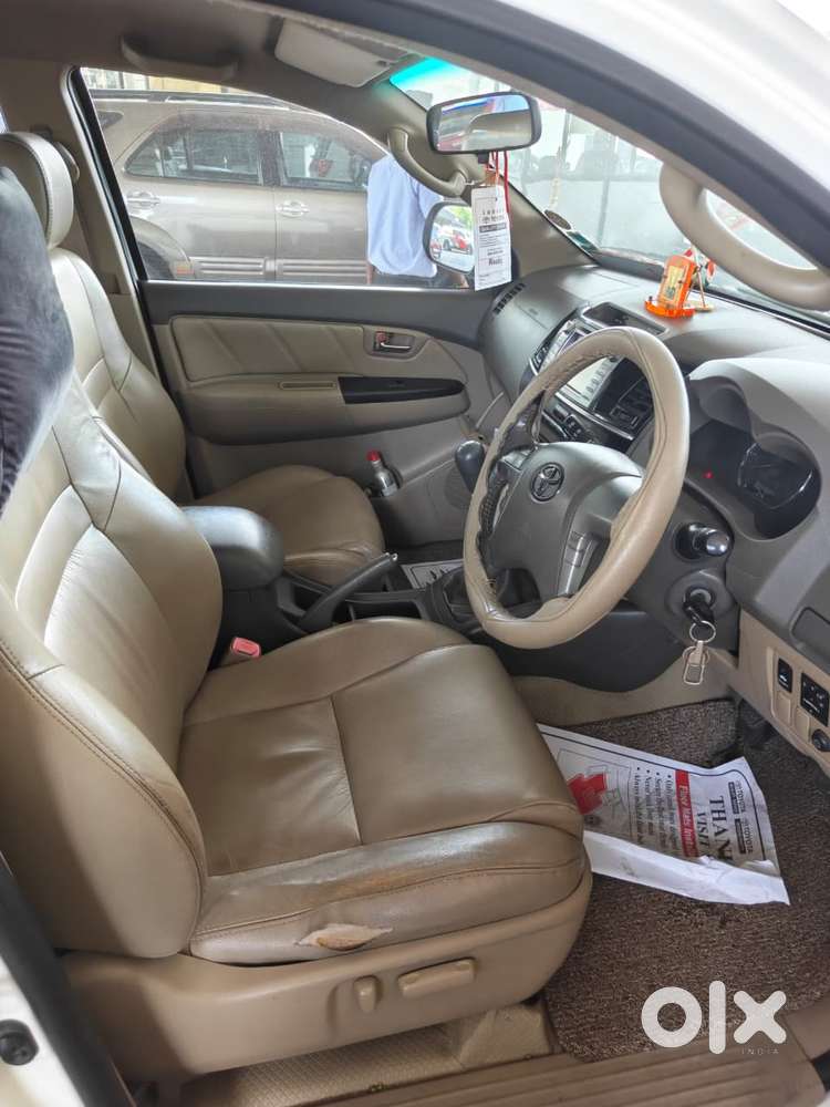 Toyota Fortuner 4x2 Manual, 2013, Diesel