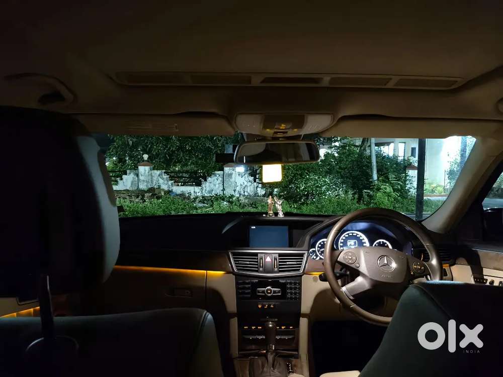 Mercedes-benz E-class 2012