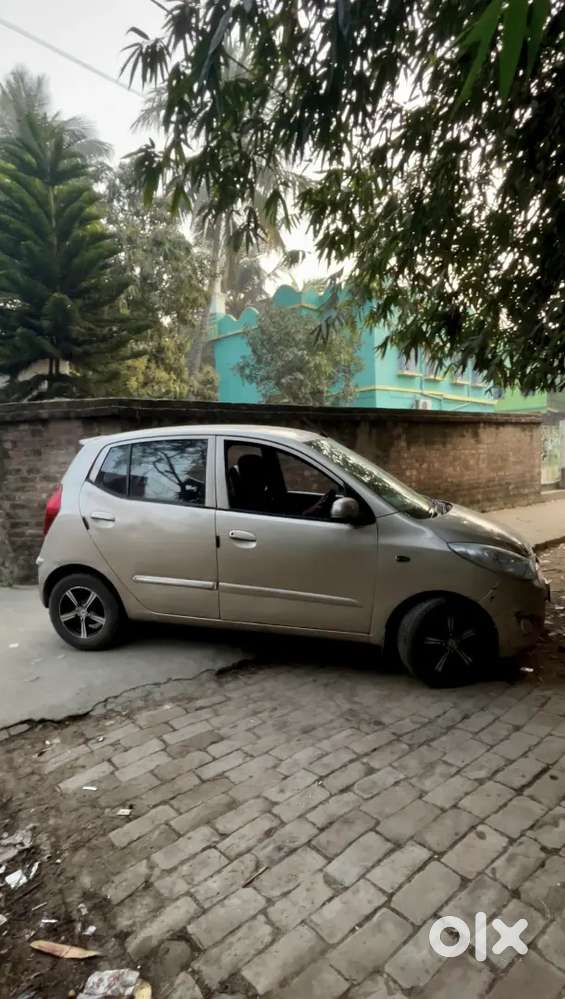 Hyundai I10 2011 Petrol 77000 Km Driven