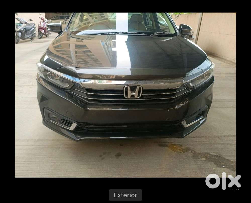 Honda Amaze Top Model Automatic // Petrol // 2023